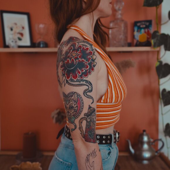 Orange top - Picture 3 of 3